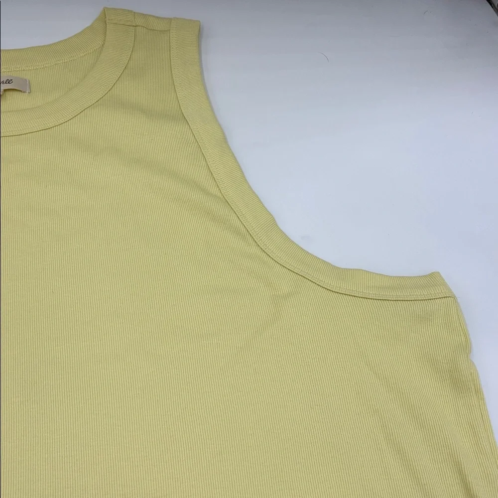 Madewell Supima Rib Cutaway Tank in Pale Daffodil - Picture 2 of 6
